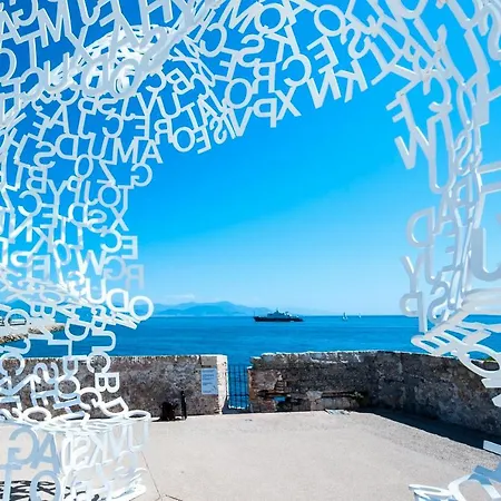 Cocoon In The Heart Of New Contemporary Air-conditioned Antibes