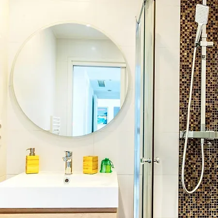 Cocoon In The Heart Of New Contemporary Air-conditioned Apartment *