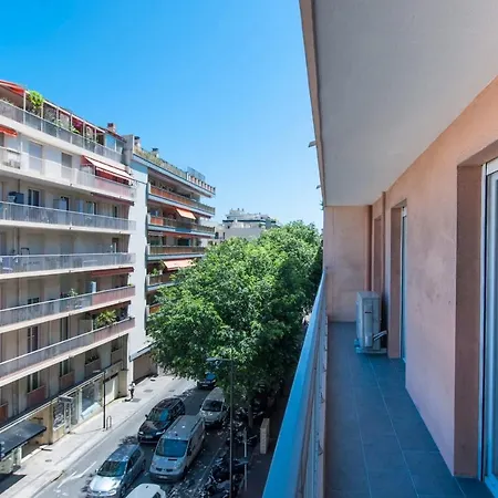 Apartment Cocoon In The Heart Of New Contemporary Air-conditioned Antibes